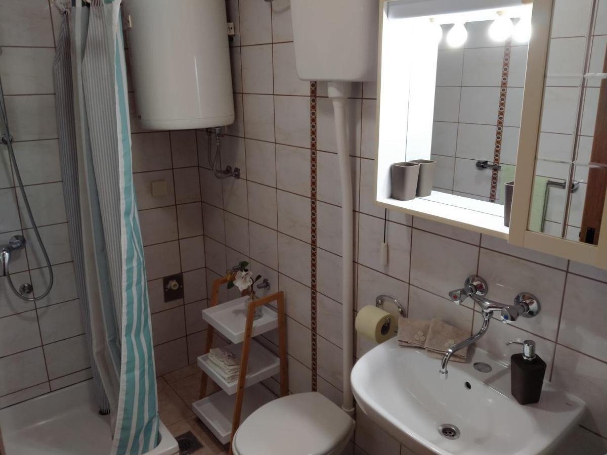 Apartman Avsec Krk Town Eksteriør billede