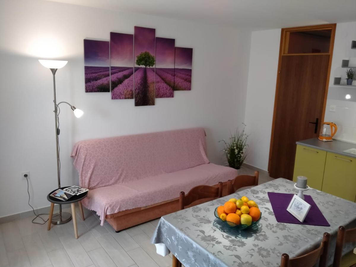 Apartman Avsec Krk Town Eksteriør billede