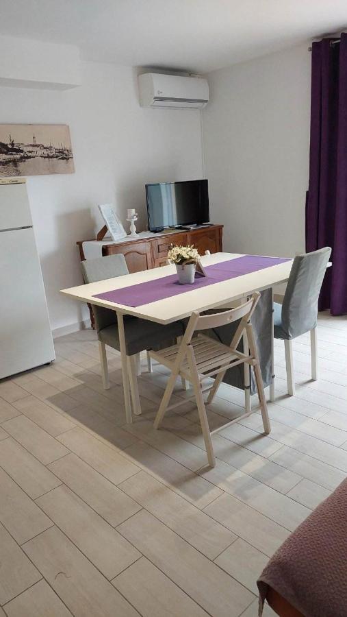 Apartman Avsec Krk Town Eksteriør billede